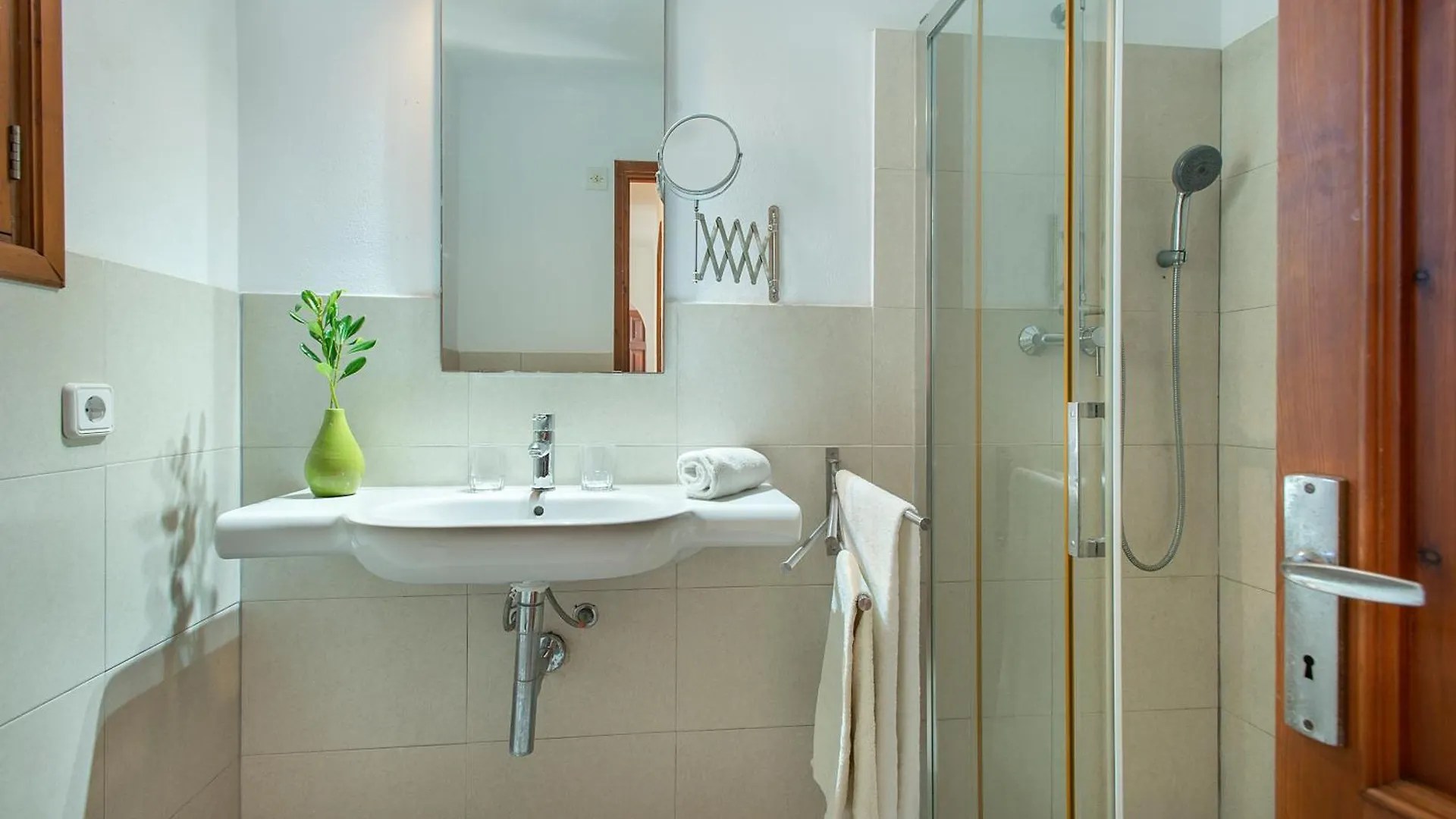 Owl Booking Villa Tonieta- 10 Min Walk To The Beach Cala San Vicente  Spain